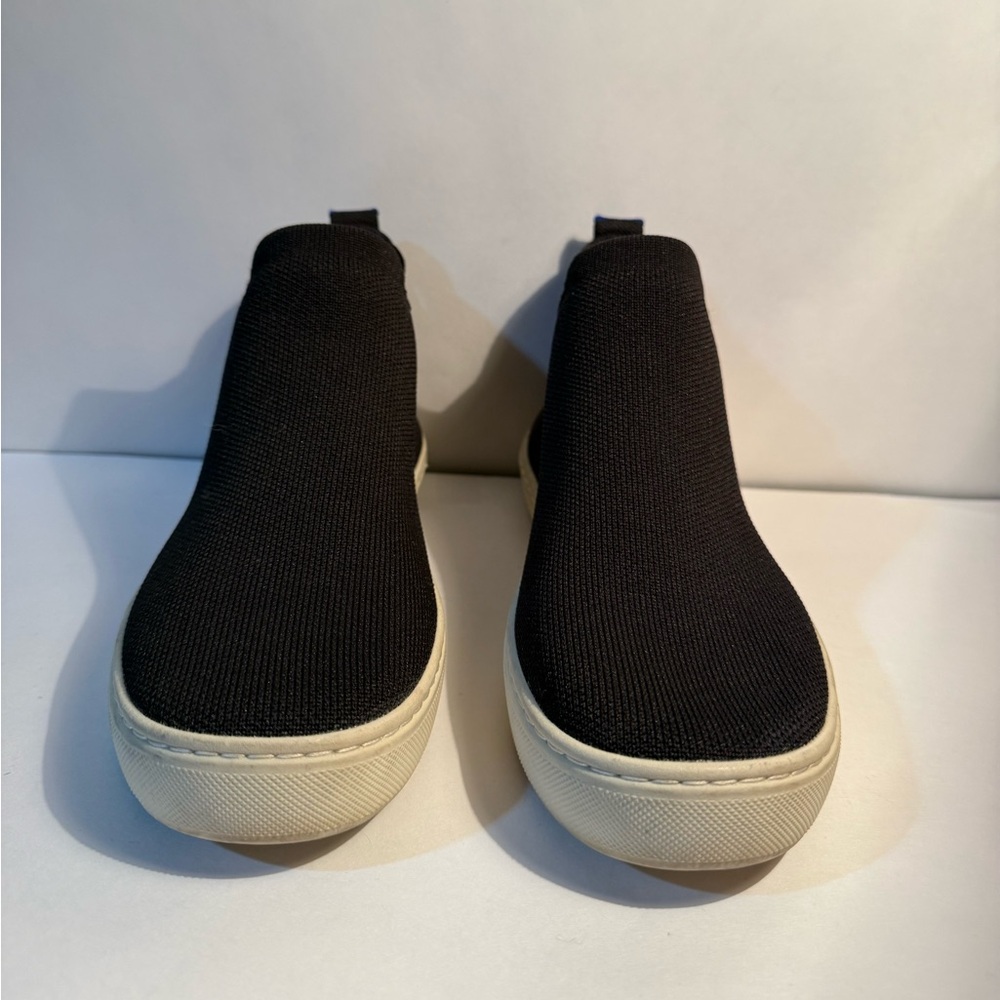 Women’s Black Chelsea Ankle Boots, Size 6